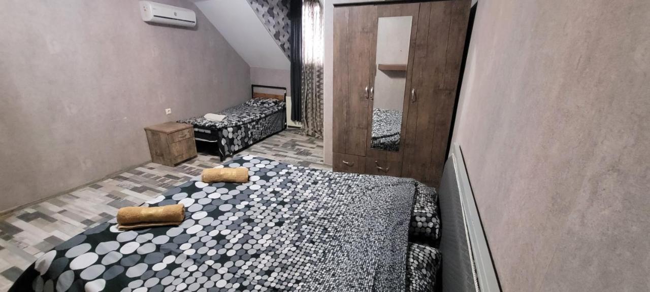 Kiev Hostel تبليسي المظهر الخارجي الصورة