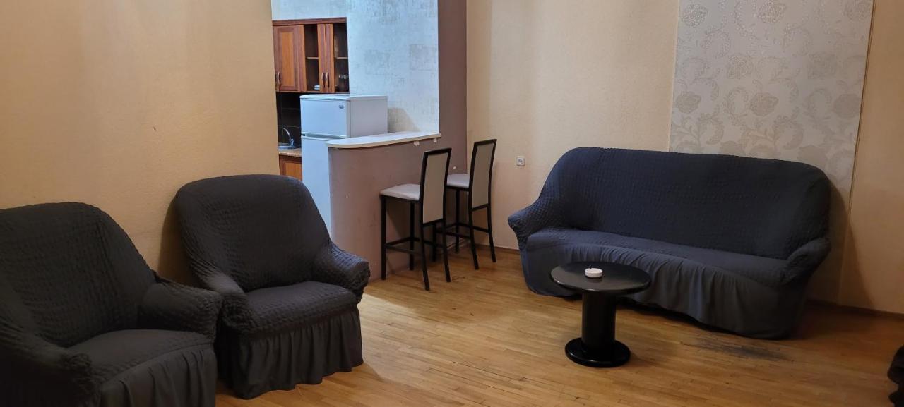 Kiev Hostel تبليسي المظهر الخارجي الصورة