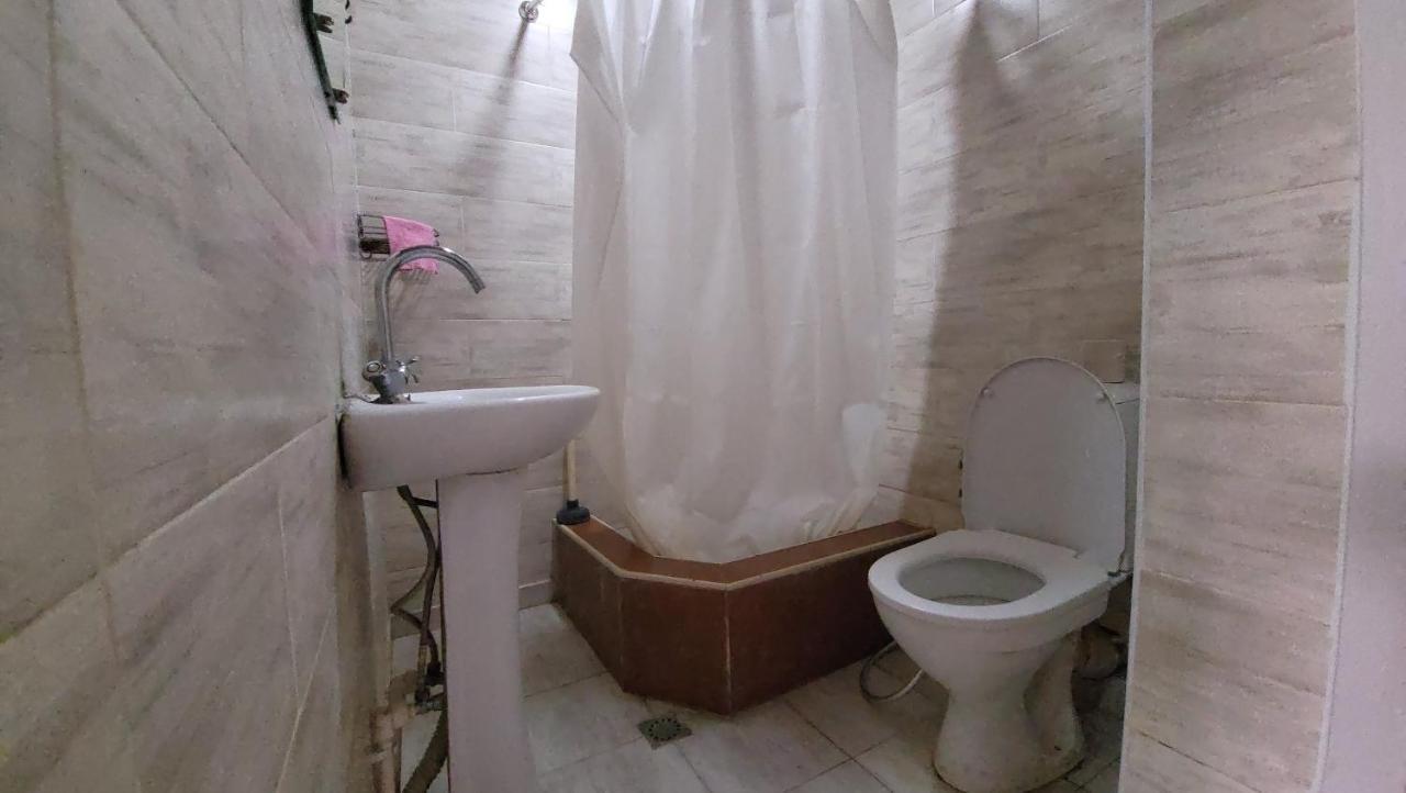 Kiev Hostel تبليسي المظهر الخارجي الصورة