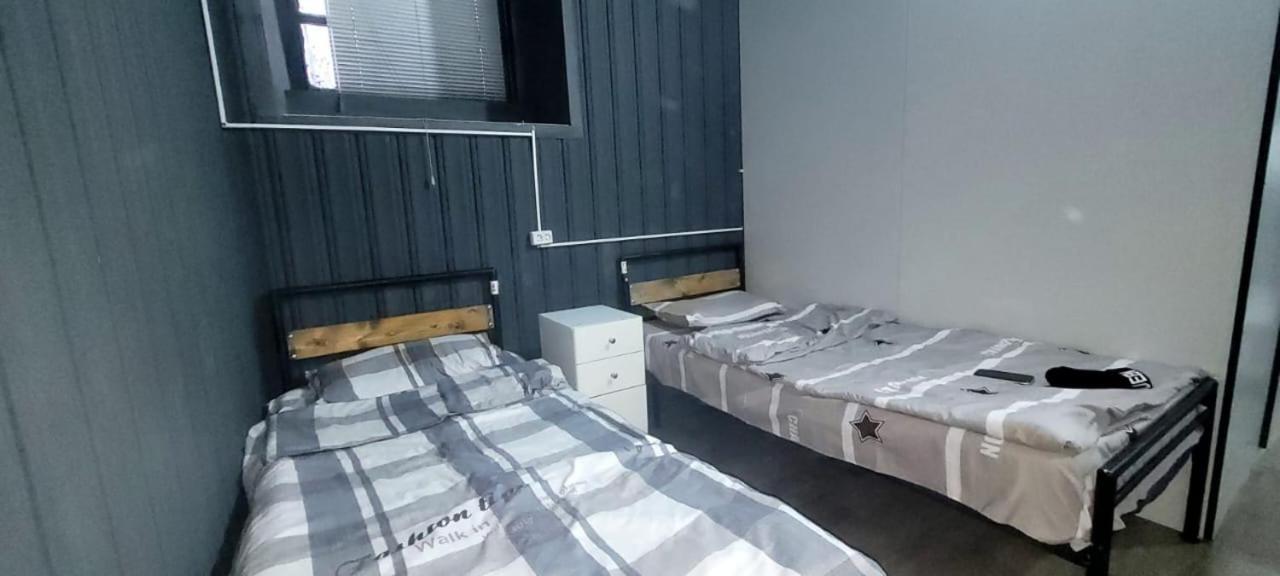Kiev Hostel تبليسي المظهر الخارجي الصورة