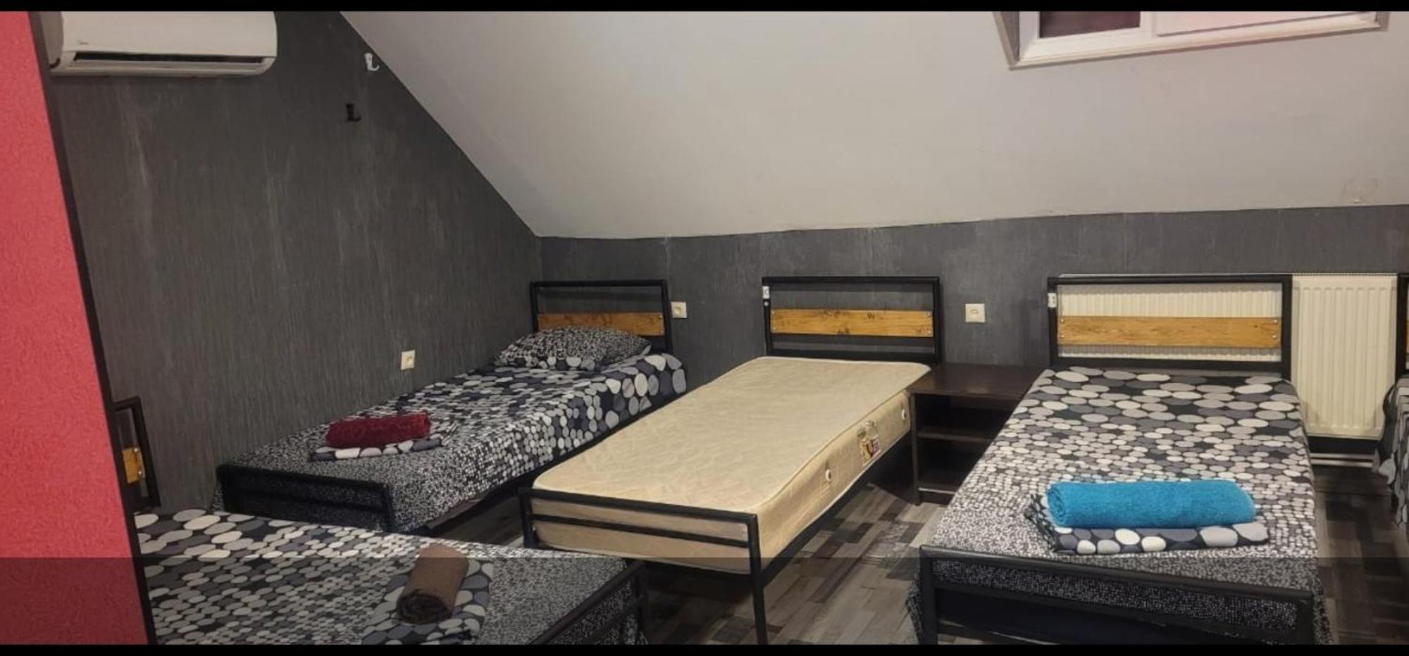 Kiev Hostel تبليسي المظهر الخارجي الصورة