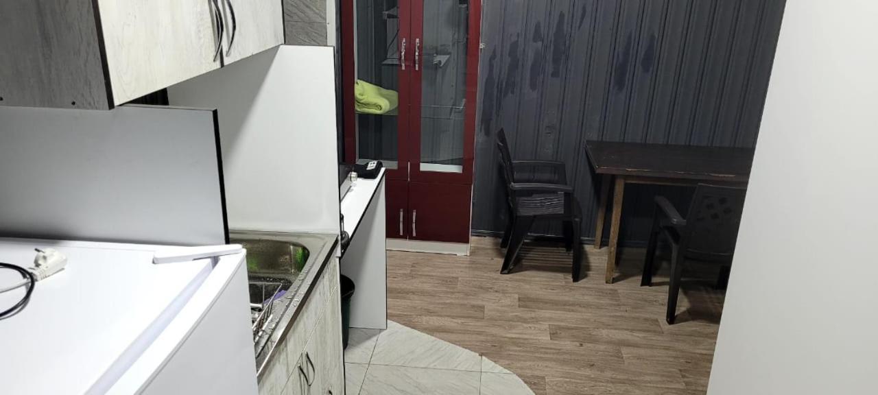 Kiev Hostel تبليسي المظهر الخارجي الصورة