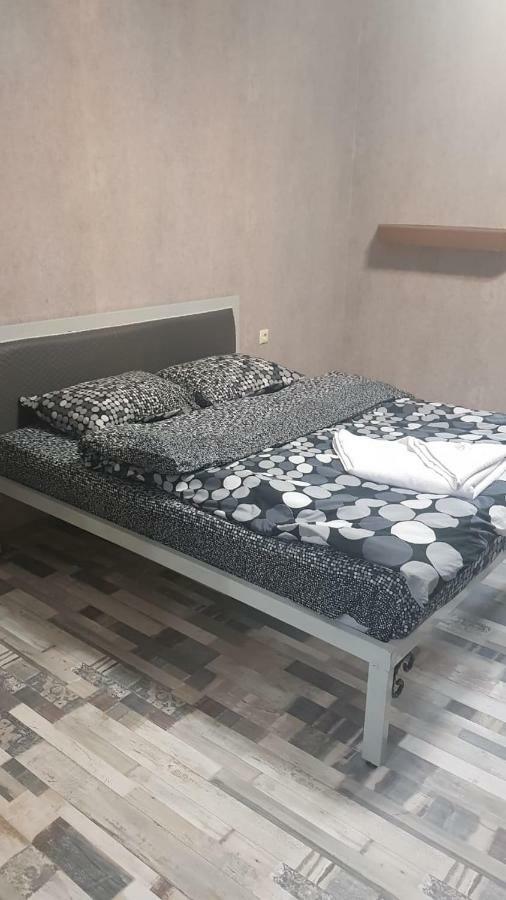 Kiev Hostel تبليسي المظهر الخارجي الصورة