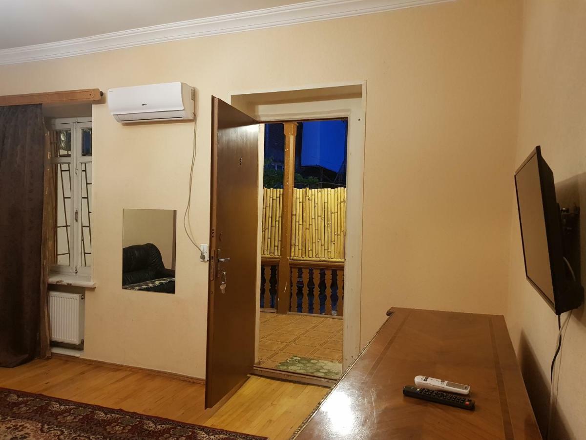 Kiev Hostel تبليسي المظهر الخارجي الصورة